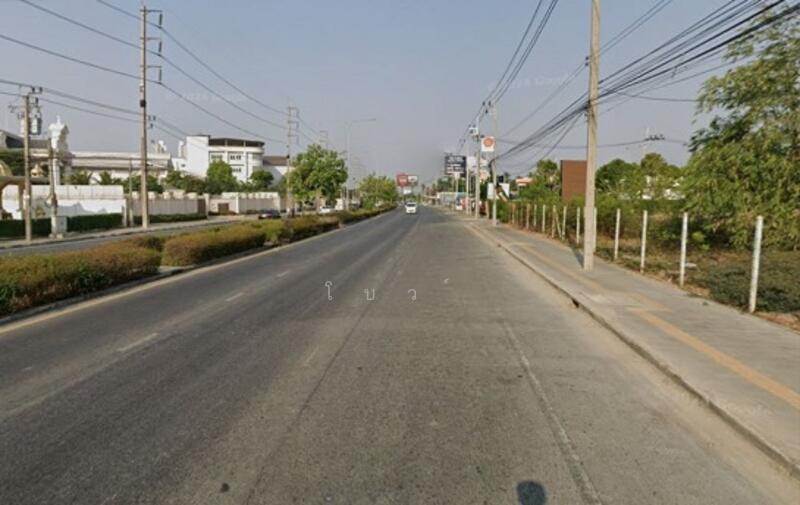 For Rent - Urgent!! Vacant land for rent, next to Kanlapaphruek Road, large plot., Bangkok