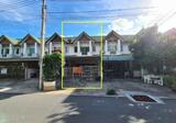 ขายบ้านทาวน์โฮม 2 ชั้น 29 ตร.ว ซอยบ่อก๊อก ถนนเก้ากิโล ศรีราชา - DDproperty.com