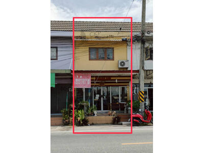 ขาย - 93250 - ขายด่วน อาคารพาณิชย์ ติดถนนศรีราชา-หนองยายบู่ ใกล้แหล่งชุมชนและหมู่บ้าน, ชลบุรี