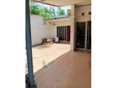 ขาย - 93251 - บ้านแฝด มบ.สายใย ใกล้ตลาดและโรงเรียน ต่อเติมเต็มพื้นที่, ชลบุรี