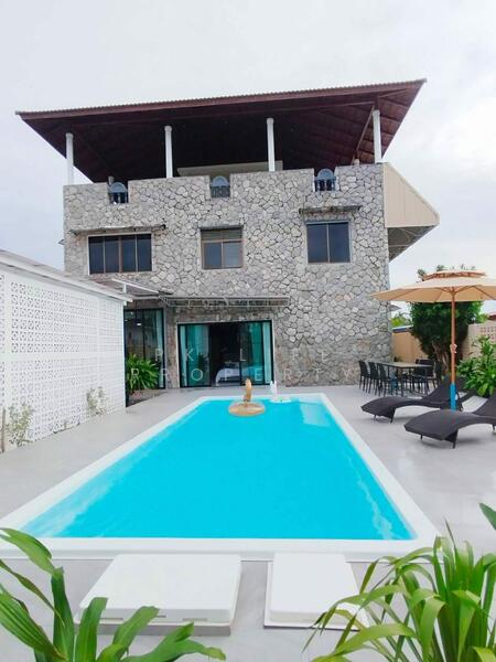 7R0953 Pool villa for rent 6 bedroom 7 bathroom 130,000/month at rawai have fully furnished, Phuket, Rawai, Muang Phuket, Phuket, 6 Bedrooms, 500 sqm, Villa For Rent, by PK LIFE Property, 60204429 - DDproperty.com
