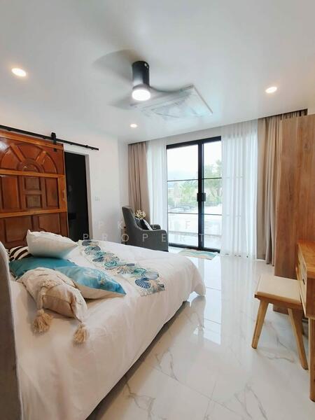 7R0953 Pool villa for rent 6 bedroom 7 bathroom 130,000/month at rawai have fully furnished, Phuket, Rawai, Muang Phuket, Phuket, 6 Bedrooms, 500 sqm, Villa For Rent, by PK LIFE Property, 60204429 - DDproperty.com
