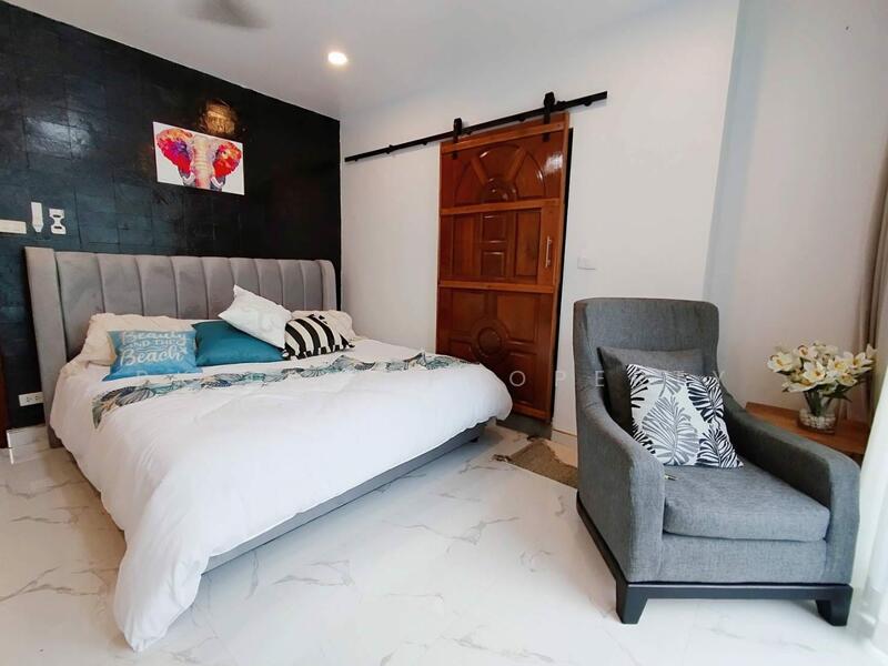 7R0953 Pool villa for rent 6 bedroom 7 bathroom 130,000/month at rawai have fully furnished, Phuket, Rawai, Muang Phuket, Phuket, 6 Bedrooms, 500 sqm, Villa For Rent, by PK LIFE Property, 60204429 - DDproperty.com