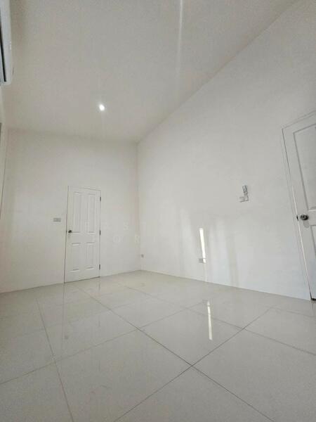 ให้เช่า - House Area Sena Nikhom, กรุงเทพ