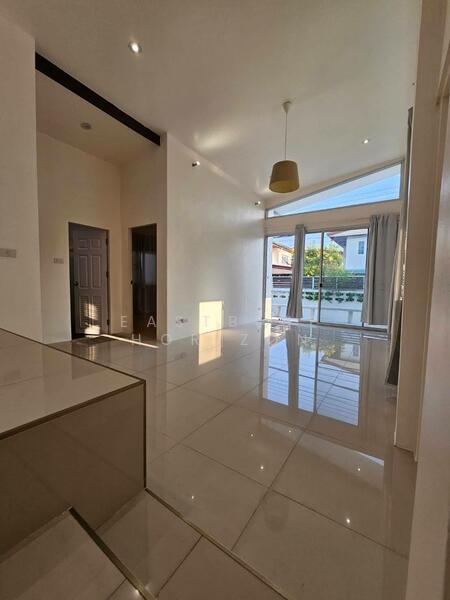 ให้เช่า - House Area Sena Nikhom, กรุงเทพ