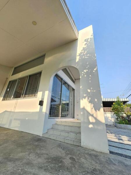 ให้เช่า - House Area Sena Nikhom, กรุงเทพ