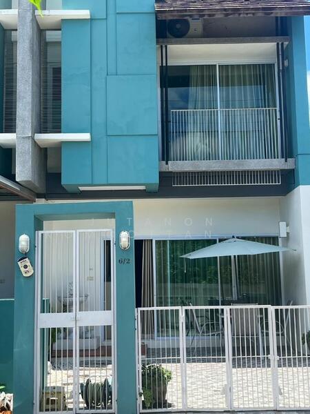 For Sale - ขายทาวน์เฮาส์ 2 ชั้น หลังริมมีพื้นที่ด้านข้าง เฟอร์นิเจอร์พร้อมเข้าอยู่ ทำเลดี ติดถนนนิตโย, Nakhon Phanom