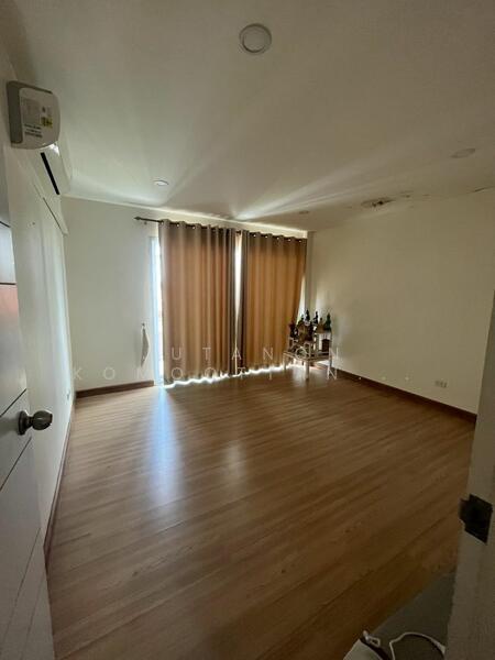 For Sale - ขายทาวน์เฮาส์ 2 ชั้น หลังริมมีพื้นที่ด้านข้าง เฟอร์นิเจอร์พร้อมเข้าอยู่ ทำเลดี ติดถนนนิตโย, Nakhon Phanom