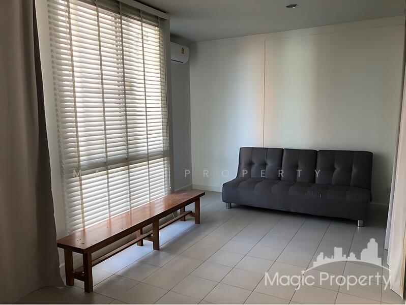 For Rent - Commercial Building in Soi Wutthakat 24 For Rent, Bangkok