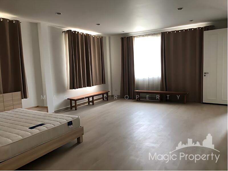 For Rent - Commercial Building in Soi Wutthakat 24 For Rent, Bangkok
