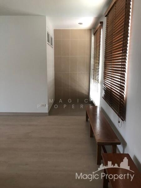 For Rent - Commercial Building in Soi Wutthakat 24 For Rent, Bangkok