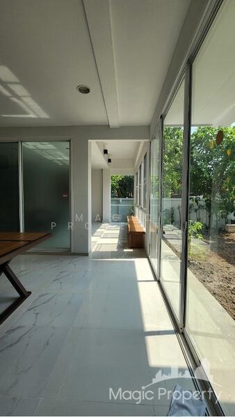 For Rent - Commercial Building in Soi Wutthakat 24 For Rent, Bangkok