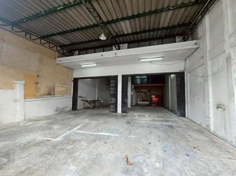 ให้เช่า - C168-TNK171 ให้เช่าอาคารพาณิชย์ 3ชั้นครึ่ง หมู่บ้านขุมทองเพชรเกษม ซ.กาญจนาภิเษก 8 เขตบางแค กทม., กรุงเทพ