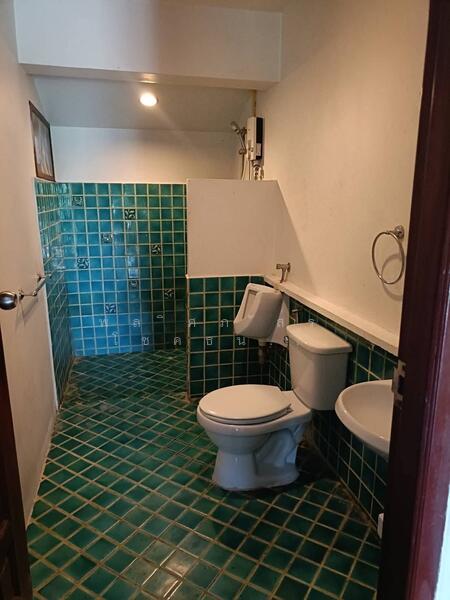 For Rent - ให้เช่าบ้าน 2 ห้องนอน 2 ห้องน้ำ ห้องนั่งเล่น ส่วนครัวและห้องเก็บของ ราคาเดือนละ 16,000 บาท, Nakhon Ratchasima