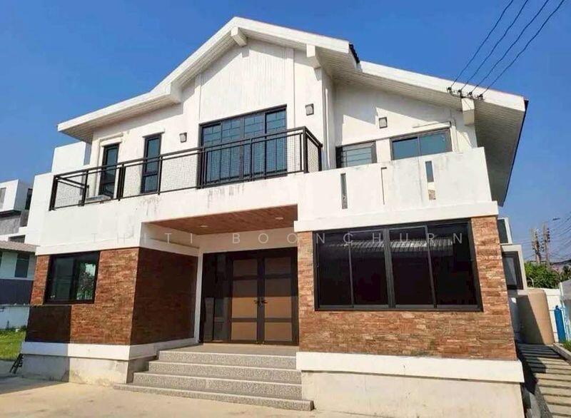 For Rent - Detached House, 400sqm, Central Dusit Bangkok, Bangkok