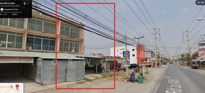 ขาย - ขายอาคารพาณิชย์ หลังมุม 3 ชั้น 38.5 ตรว. ใกล้นิคมอุตสาหกรรมดับบลิวเอชเอ สระบุรี (นิคมเหมราช), สระบุรี