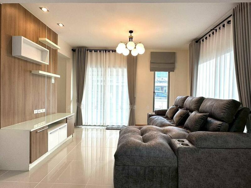 For Sale - ขายบ้านรีโวเวทใหม่ทั้งหลัง ม.ไลฟ์แอทบางละมุง ฟรีโอน!!, Chon Buri (Pattaya)