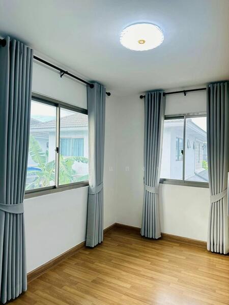 For Sale - ขายบ้านรีโวเวทใหม่ทั้งหลัง ม.ไลฟ์แอทบางละมุง ฟรีโอน!!, Chon Buri (Pattaya)