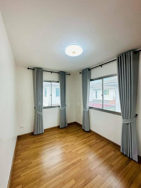 For Sale - ขายบ้านรีโวเวทใหม่ทั้งหลัง ม.ไลฟ์แอทบางละมุง ฟรีโอน!!, Chon Buri (Pattaya)