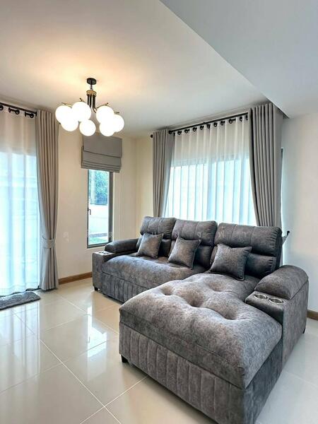 For Sale - ขายบ้านรีโวเวทใหม่ทั้งหลัง ม.ไลฟ์แอทบางละมุง ฟรีโอน!!, Chon Buri (Pattaya)