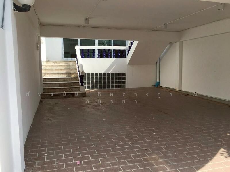 For Sale - บ้านแฝด 4 ชั้น ซอยสุทธินิเวศน์ แขวงสามเสนนอก เขตห้วยขวาง กรุงเทพมหานคร, Bangkok