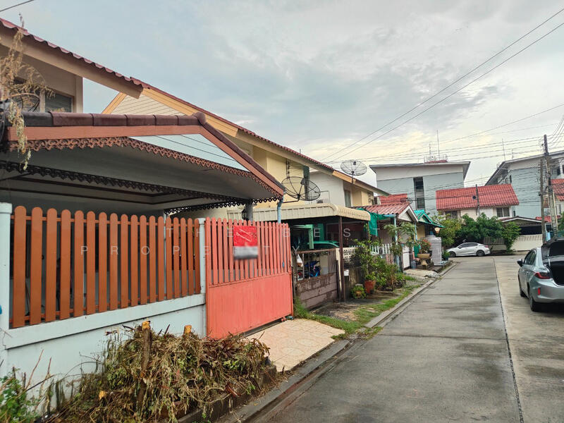 ขาย - หมู่บ้านเอื้ออาทรลาดขวาง ฉะเชิงเทรา, ฉะเชิงเทรา