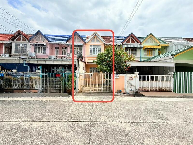 ขาย - ทาวน์เฮ้าส์ 2 ชั้น 18 ตร.ว. ทาวน์เฮ้าส์ ซอยสวนผัก17 ซอยสวนผัก13 ใกล้ตลาดสวนผัก ถนนราชพฤกษ์, กรุงเทพ