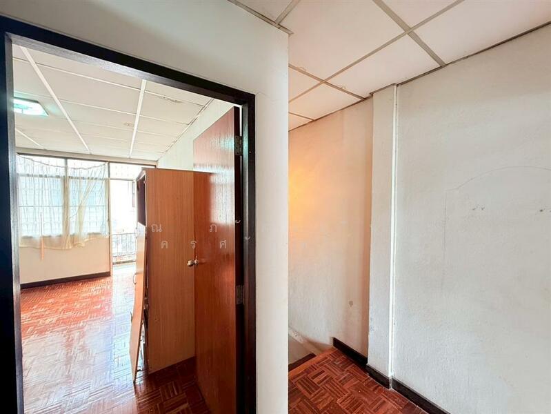 For Sale - ทาวน์เฮ้าส์ 2 ชั้น 18 ตร.ว. ทาวน์เฮ้าส์ ซอยสวนผัก17 ซอยสวนผัก13 ใกล้ตลาดสวนผัก ถนนราชพฤกษ์, Bangkok