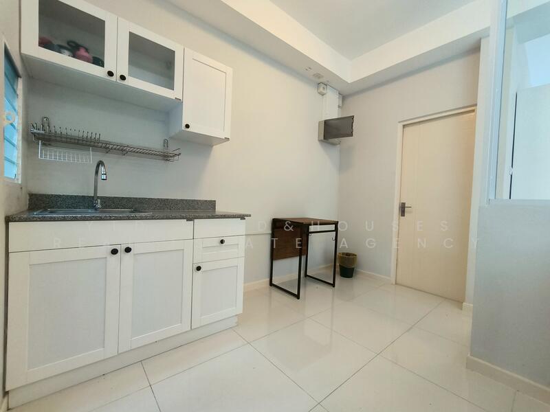 Indy Srinakarin-Romklao, Bangkok, 278 Romklao Road, Saen Sab, Min Buri, Bangkok, 3 Bedrooms, 122 sqm, Townhouse For Sale, by YTD Land&houses Real Estate Agency, 60205368 - DDproperty.com