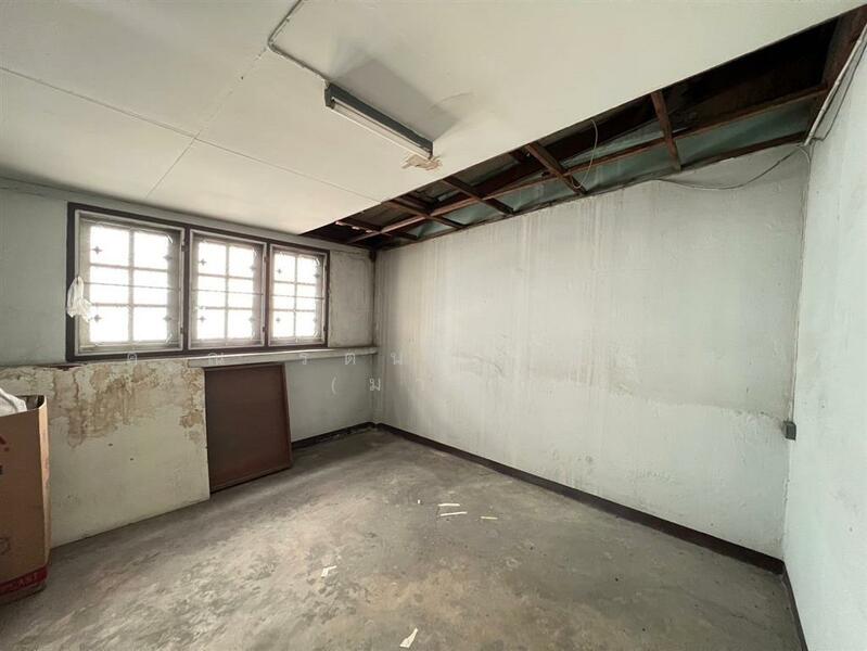 For Sale - อาคารพาณิชย์ 3 ชั้น 9 ตร.ว. อาคารพาณิชย์ ซอยสุนทรพิมล ถนนพระราม4 ถนนบรรทัดทอง เขตปทุมวัน กรุงเทพ, Bangkok
