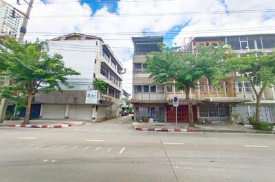 ขาย - ขายอาคารพาณิชย์ 4 ชั้น ติดถนนราษฎร์บูรณะ ซอยราษฎร์บูรณะ 15-17, กรุงเทพ