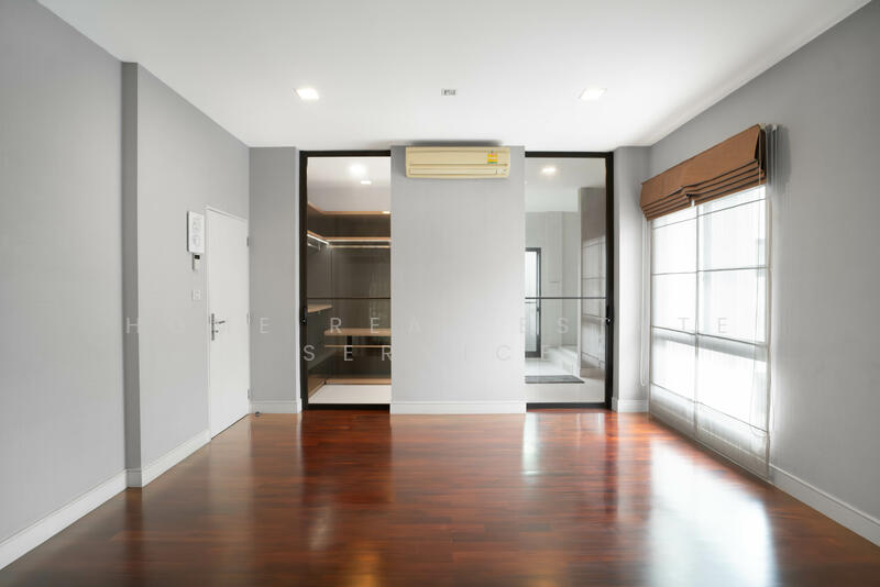 ขาย - Ladawan Kaset-Nawamintr : บ้านลดาวัลย์ เกษตร-นวมินทร์, กรุงเทพ