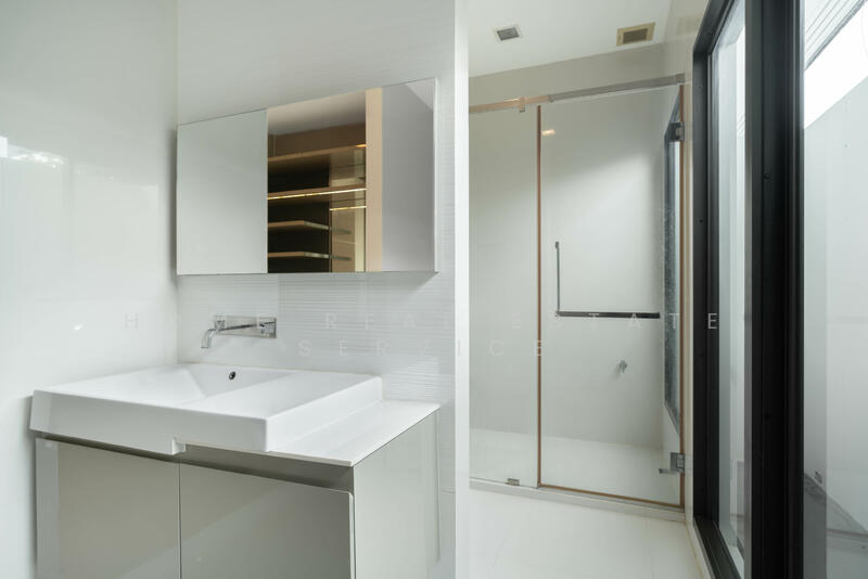 ขาย - Ladawan Kaset-Nawamintr : บ้านลดาวัลย์ เกษตร-นวมินทร์, กรุงเทพ