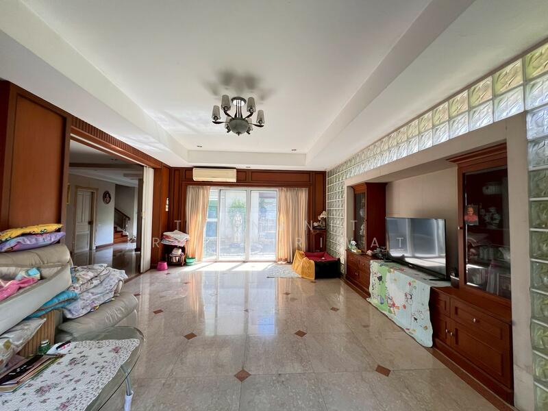 ขายด่วน บ้านเดี่ยว 3ชั้น ราคาพิเศษจาก 28.9 เหลือ 22 ล้าน ใกล้MRT, Bangkok, Bang Sue, Bang Sue, Bangkok, 4 Bedrooms, 520 sqm, Single Detached House For Sale, by Thananit Kraikhiriwat, 60205868 - DDproperty.com