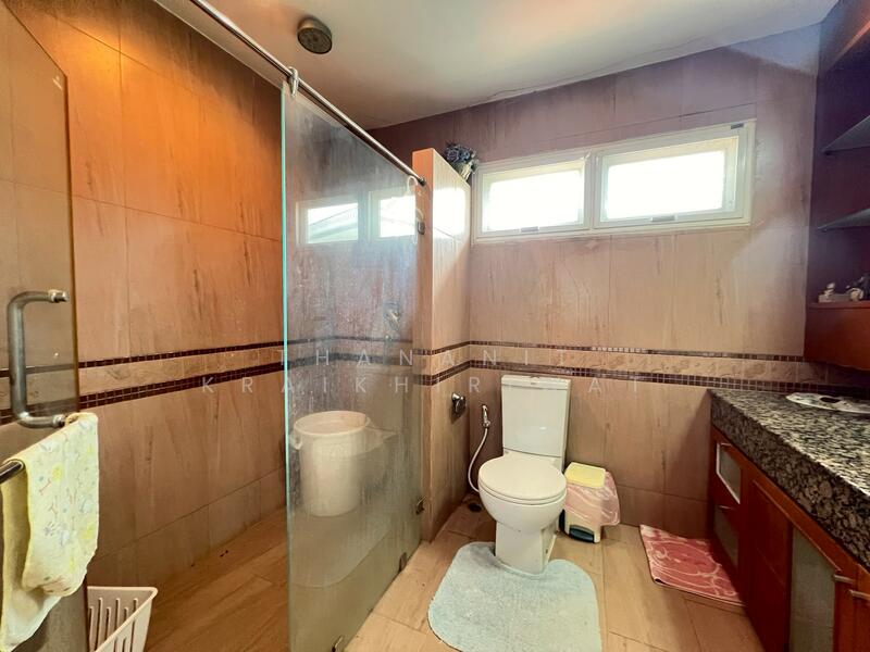 ขายด่วน บ้านเดี่ยว 3ชั้น ราคาพิเศษจาก 28.9 เหลือ 22 ล้าน ใกล้MRT, Bangkok, Bang Sue, Bang Sue, Bangkok, 4 Bedrooms, 520 sqm, Single Detached House For Sale, by Thananit Kraikhiriwat, 60205868 - DDproperty.com