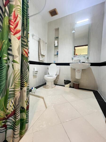 For Sale - Baan Klang Muang British Town Srinakarin, Samut Prakan