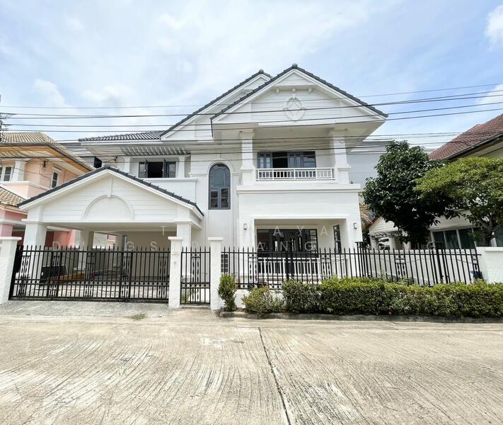 ให้เช่า - Baan Krongthong Pavilion : บ้านกรองทอง พาวิลเลี่ยน, กรุงเทพ