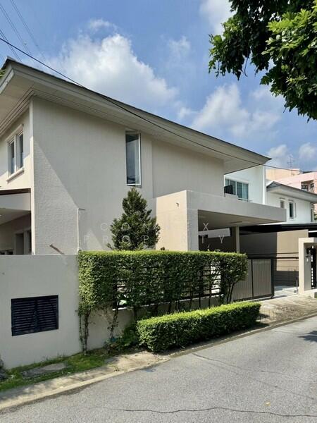 For Sale - Noble Tara Pattanakarn, Bangkok