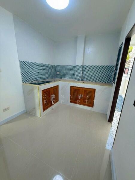 For Sale - Narawan Ekachai, Samut Sakhon