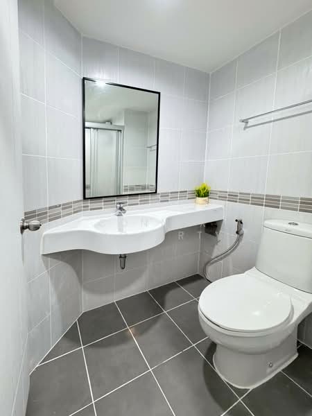Lumpini Park Rama 9-Ratchada, Bangkok, 888 Chaturathit Road, Bang Kapi, Huai Khwang, Bangkok, 1 Bedroom, 26 sqm, Condo For Sale, by Connex Property, 60207274 - DDproperty.com
