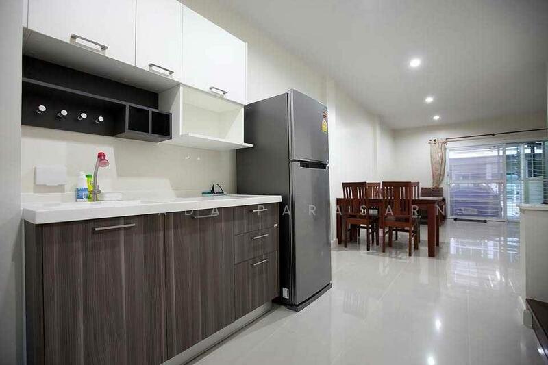 ให้เช่า - Nalin Avenue 2 : นลิน อเวนิว 2, กรุงเทพ