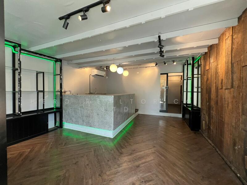 For Rent - For Rent Bangkok Retail Sukhumvit BTS Thong Lo Watthana BRE18610, Bangkok