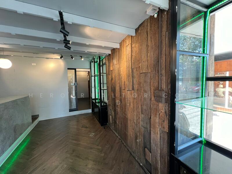For Rent - For Rent Bangkok Retail Sukhumvit BTS Thong Lo Watthana BRE18610, Bangkok