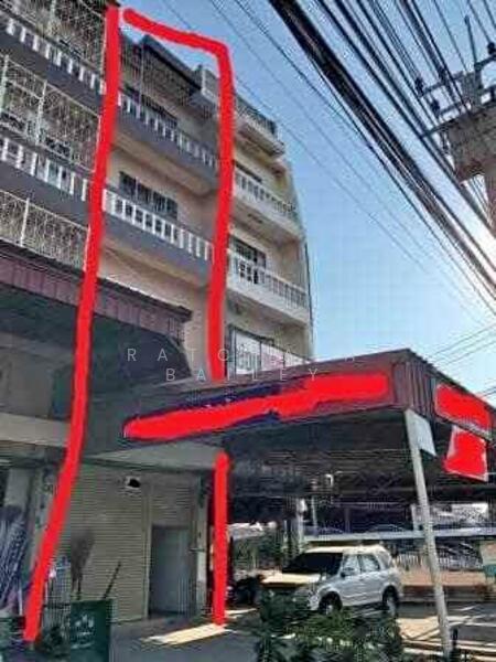 For Rent - 4-Bedroom Townhouse, Bangkok
