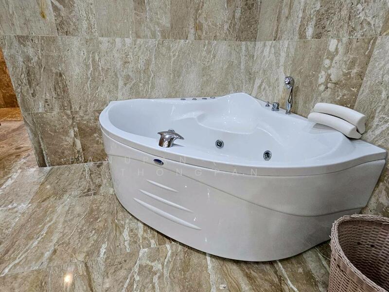 For Rent - Newly Renovated Luxury Spanish Villa Pong Pattaya, Chon Buri (Pattaya)