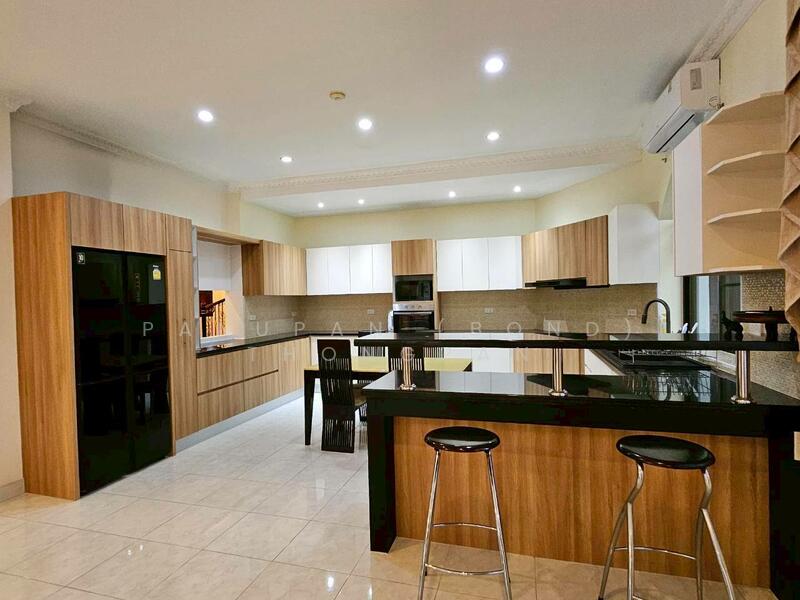 For Rent - Newly Renovated Luxury Spanish Villa Pong Pattaya, Chon Buri (Pattaya)