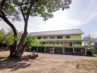 ขาย - รีสอร์ท 32 ห้อง เนื้อที่ 15 ไร่, ลพบุรี