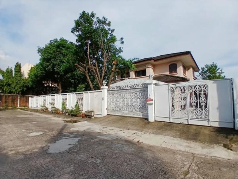 For Rent - Phruek Sachat Village, Bangkok