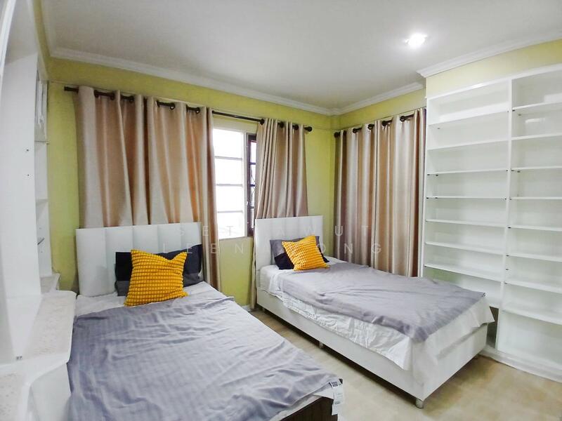 For Rent - Phruek Sachat Village, Bangkok