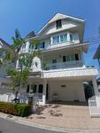 Fantasia Villa 4 : แฟนตาเซีย วิลล่า 4, กรุงเทพ